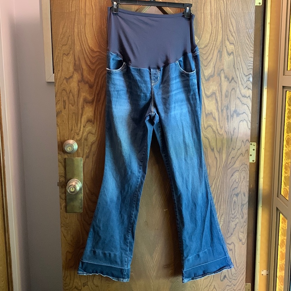16 Long Old Navy Full Panel Maternity Flare Jeans